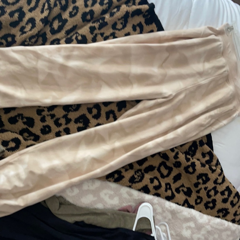 LA tapered leg Jogger